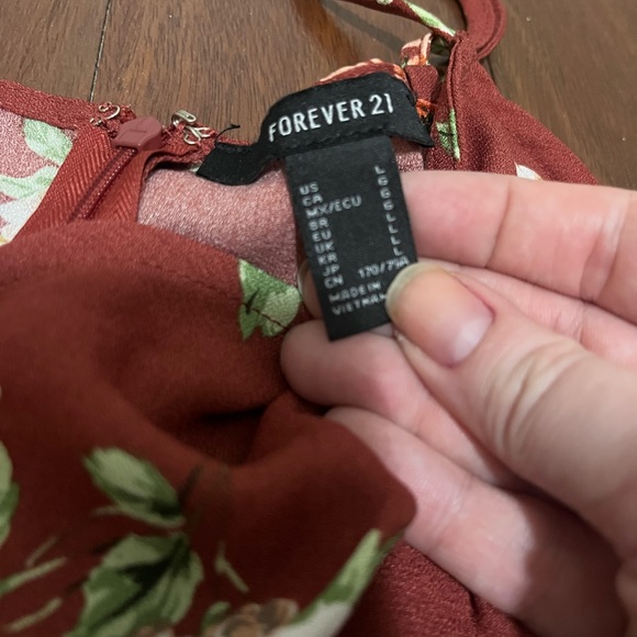 Floral romper - Picture 2 of 5